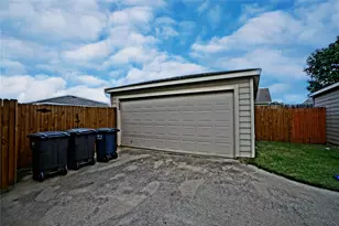 10640 Astor Dr, Fort Worth, TX 76244 - Photo 11