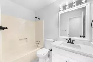 8455 Sugarberry Rd, Dallas, TX 75249 - Photo 23