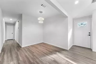 8455 Sugarberry Road, Dallas, TX 75249 - Photo 7