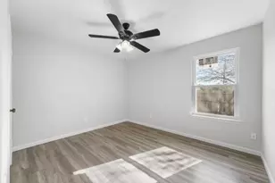 8455 Sugarberry Rd, Dallas, TX 75249 - Photo 21