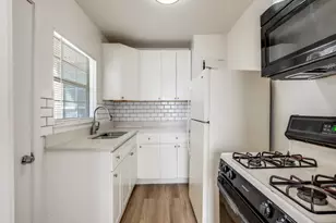 6439 Hollis Ave, Dallas, TX 75227 - Photo 13