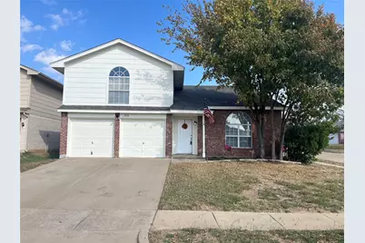 3216 Fountain Parkway, Hurst, TX 76053 - Photo 1