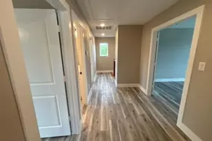 3211 Brazos River Dr, Granbury, TX 76048 - Photo 9