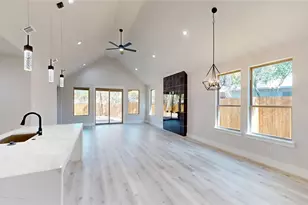 1609 Sharon St, Arlington, TX 76010 - Photo 5