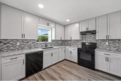 158 Lakeshore Drive, Runaway Bay, TX 76426 - Photo 5