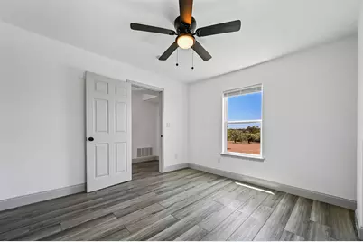 158 Lakeshore Drive, Runaway Bay, TX 76426 - Photo 23