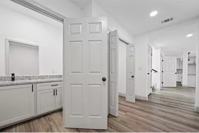 158 Lakeshore Drive, Runaway Bay, TX 76426 - Photo 11