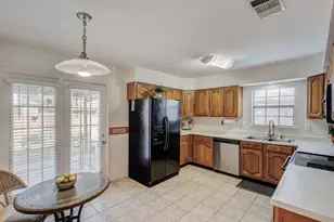 983 Acorn Dr, Lewisville, TX 75067 - Photo 19