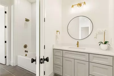 711 Hummingbird Lane, Justin, TX 76247 - Photo 31