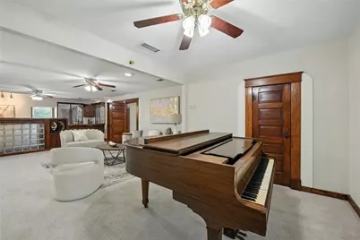 1323 Dublin Street, Grapevine, TX 76051 - Photo 13