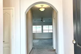 1097 Kingbird Ln, Alvarado, TX 76009 - Photo 5