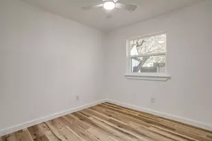 521 Mesquite Ave, Crowley, TX 76036 - Photo 33