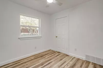 521 Mesquite Avenue, Crowley, TX 76036 - Photo 35