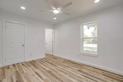 521 Mesquite Avenue, Crowley, TX 76036 - Photo 29