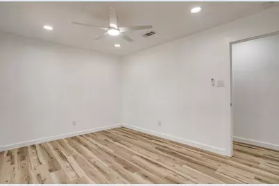 521 Mesquite Avenue, Crowley, TX 76036 - Photo 27