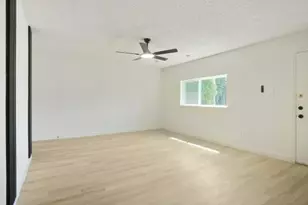 7937 Trimble Dr, Fort Worth, TX 76134 - Photo 3