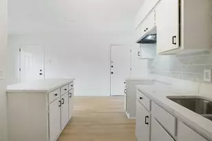 7937 Trimble Dr, Fort Worth, TX 76134 - Photo 15