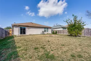 1313 Oak Hollow Ln, Anna, TX 75409 - Photo 11