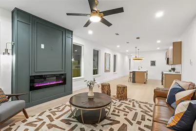 2331 Bethurum Avenue, Dallas, TX 75215 - Photo 13