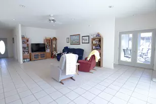 293 Pam Dr, Chico, TX 76431 - Photo 3