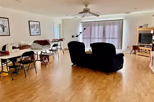 293 Pam Dr, Chico, TX 76431 - Photo 13