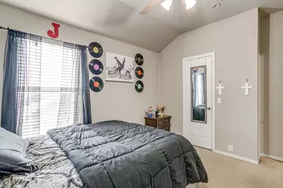 3221 Gettysburg Lane, Fort Worth, TX 76123 - Photo 9