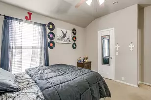 3221 Gettysburg Ln, Fort Worth, TX 76123 - Photo 9