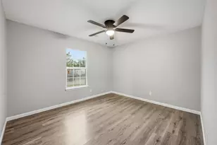 1025 Harris Dr, Euless, TX 76039 - Photo 15