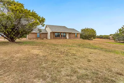 900 Bandera Trail, Granbury, TX 76048 - Photo 3