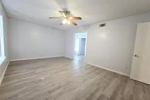 902 Spring Valley Plaza, Richardson, TX 75080 - Photo 3