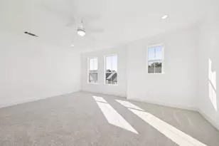 266 Harris St, Lewisville, TX 75057 - Photo 11