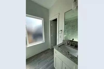 1406 Diceman Avenue, Dallas, TX 75203 - Photo 33