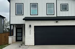 1406 Diceman Ave, Dallas, TX 75203 - Photo 1