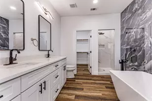 2612 Burchill Rd, Fort Worth, TX 76105 - Photo 17