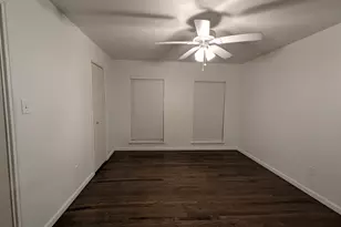 1406 Eastus Dr, Dallas, TX 75208 - Photo 13