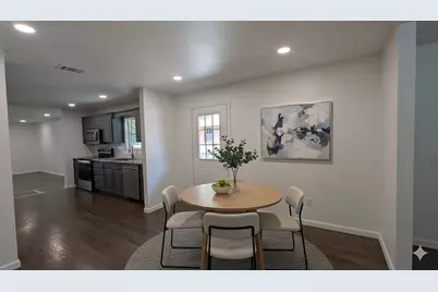 1406 Eastus Drive, Dallas, TX 75208 - Photo 3