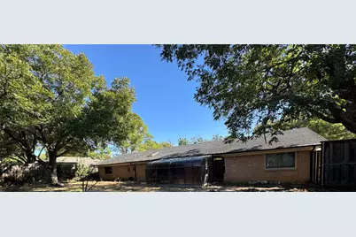 125 Redwood Drive, Highland Village, TX 75077 - Photo 31