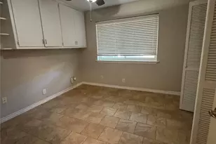 125 Redwood Dr, Highland Village, TX 75077 - Photo 13