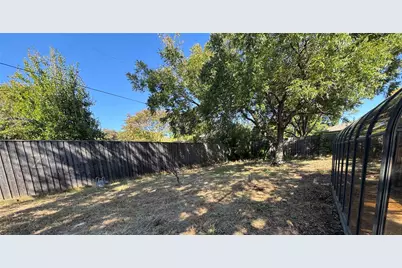 125 Redwood Drive, Highland Village, TX 75077 - Photo 33