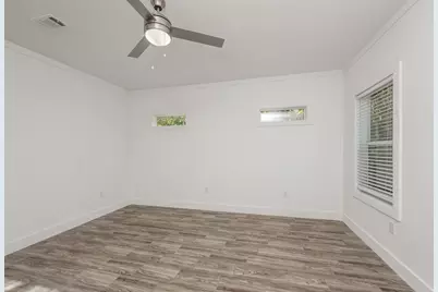 3733 Vineyard Drive, Dallas, TX 75212 - Photo 7