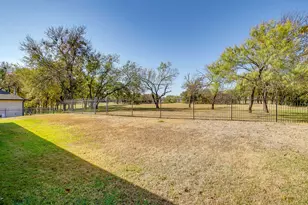 13704 Southern Oaks Dr, Fort Worth, TX 76028 - Photo 21