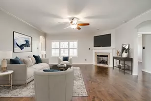 13704 Southern Oaks Dr, Fort Worth, TX 76028 - Photo 9