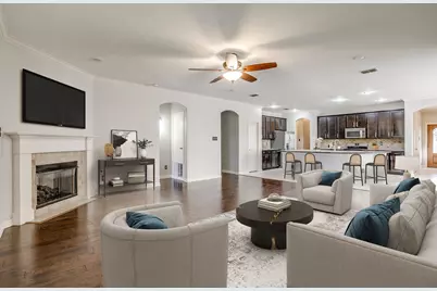 13704 Southern Oaks Drive, Fort Worth, TX 76028 - Photo 3