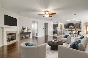 13704 Southern Oaks Dr, Fort Worth, TX 76028 - Photo 3