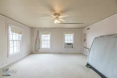 341 N 3rd Avenue, Munday, TX 76371 - Photo 27