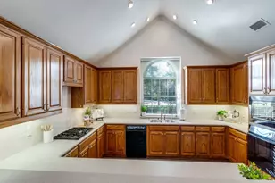 3737 Hearst Castle Way, Plano, TX 75025 - Photo 17