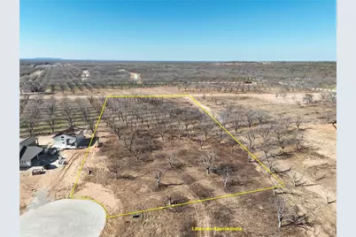 112 Palamino Court, Granbury, TX 76049 - Photo 1