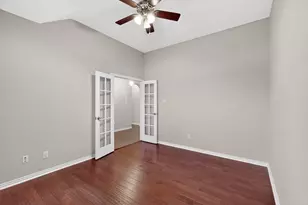 201 Hartley Ln, Red Oak, TX 75154 - Photo 9