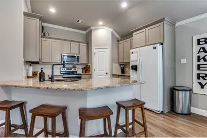 300 Cherry Point Drive, Palmer, TX 75152 - Photo 11