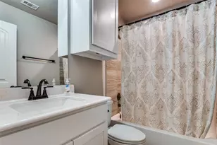 300 Cherry Point Dr, Palmer, TX 75152 - Photo 17